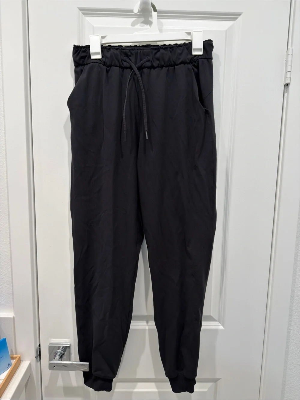 lululemon athletica Black Women's Jogger Pants - Drawstring Waist